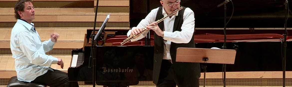 Charming Flute foto Virgil Oprina