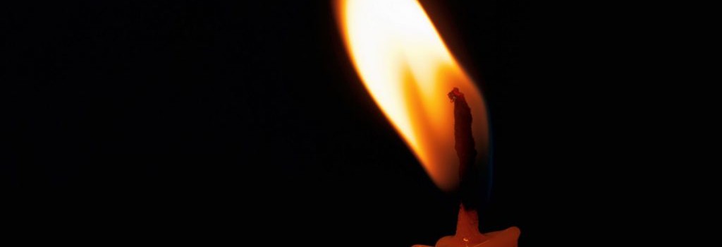 Ce-trebuie-sa-faci-pentru-o-persoana-care-a-murit-fara-lumanare-1024x682