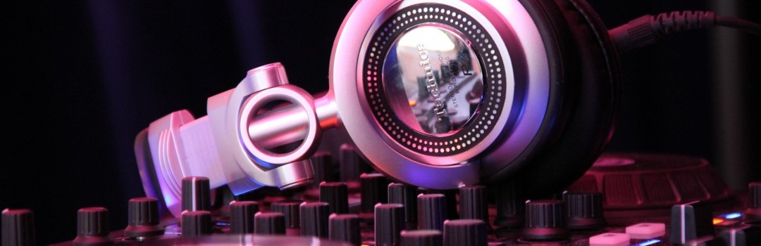 Die_besten_DJ_Kopfhoerer_Dollarphotoclub_-peppUP_38610317-1080x675