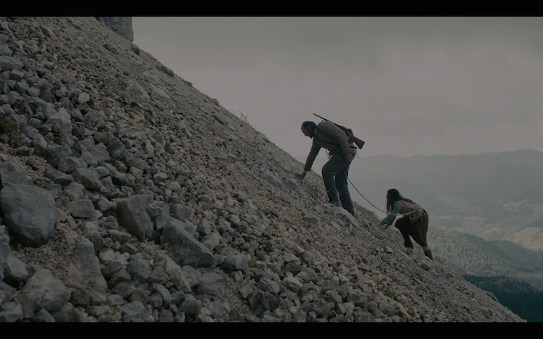 Dragoste 1. Câine-film still
