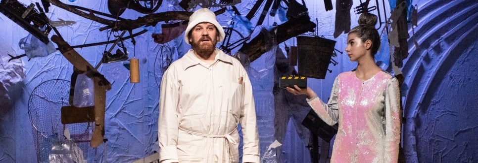 Gabriel Răuță și Cristina Juncu în spectacolul ,,Iona,,