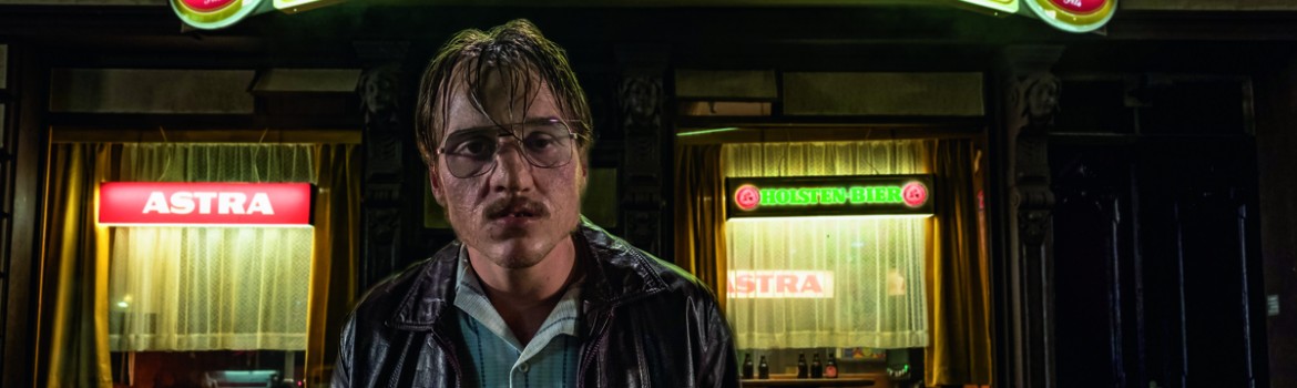 The Golden Glove - res 3