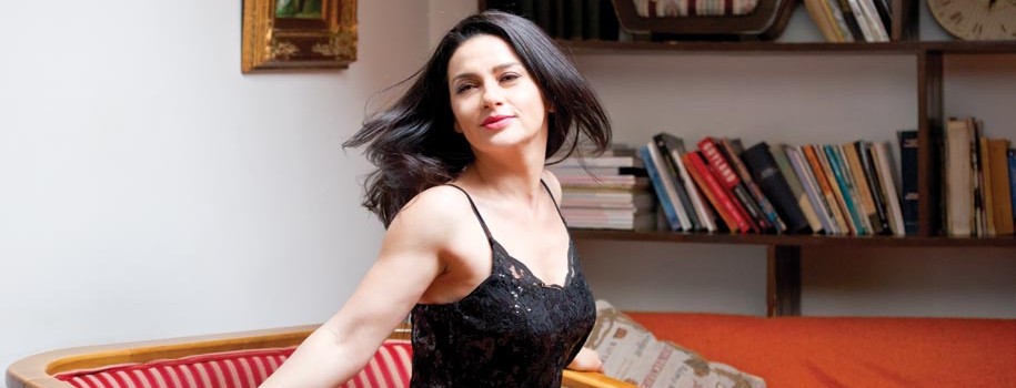 Maria Obretin - pictorial pentru Marea Dragoste-revistatango.ro, nr. 127, martie 2017