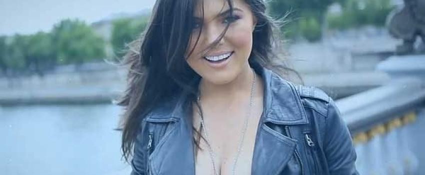 foto-ce-cadou-a-primit-paula-seling-de-la-biserica-ortodoxa-e-ceva-costisitor-20650