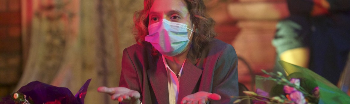 Bad Luck Banging or Loony Porn_still 1 (1)