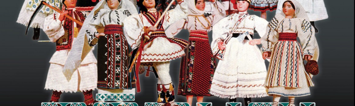 Păpuși în costume populare și de epocă