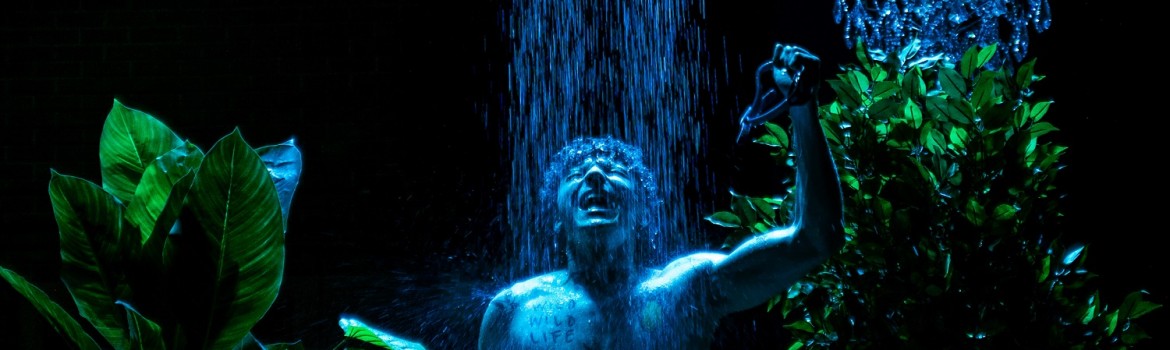 Balerinele acvatice - Teatrul Metropolis (1)