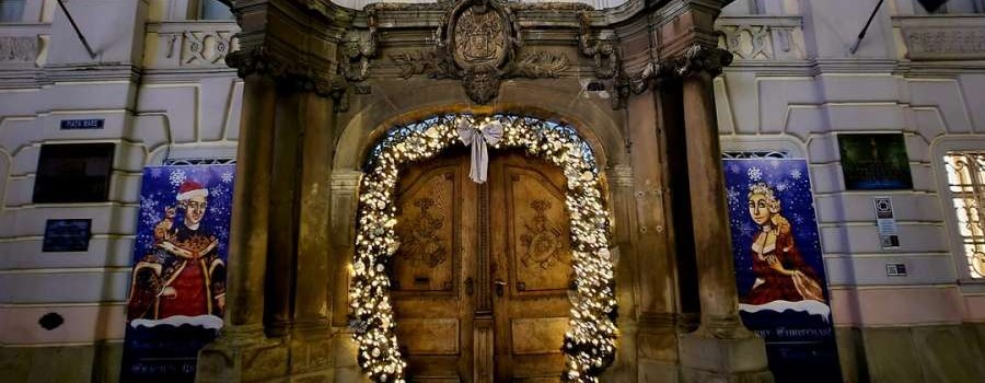 Christmas at the Palace