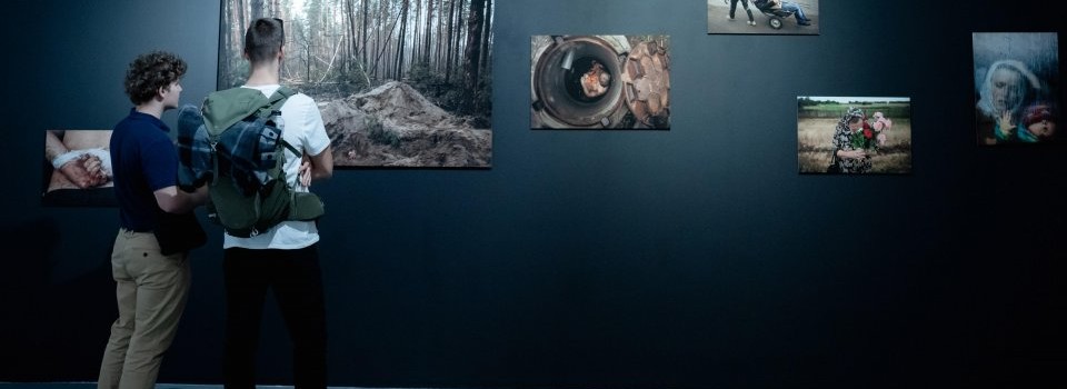 La Timișoara se deschide expoziția de fotografie de război FRONT