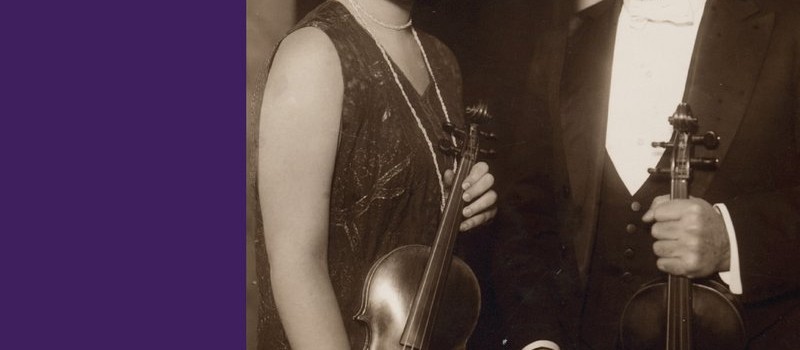 Doar viorile au rămas - Alma și Arnold Rosé