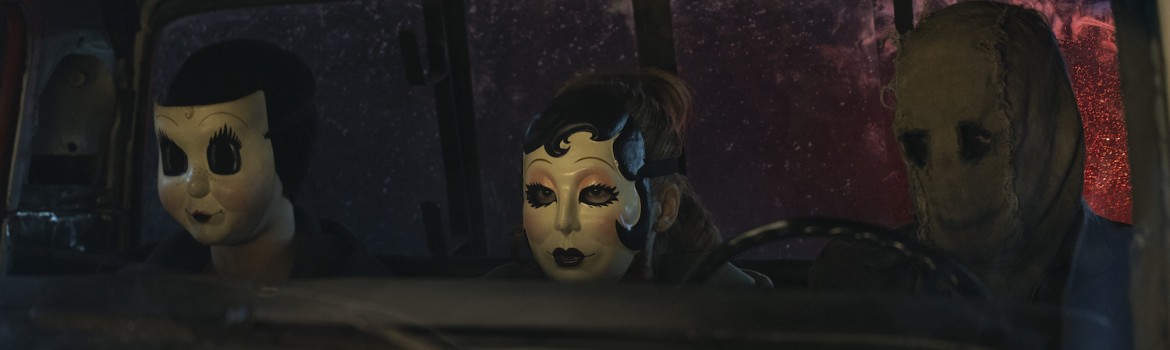 The Strangers - Chapter 3