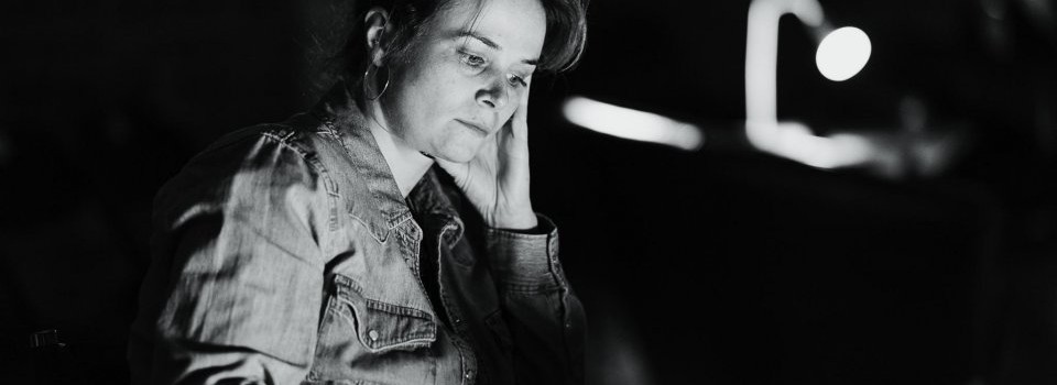 Ellen Babić și Strălucirea paraziților